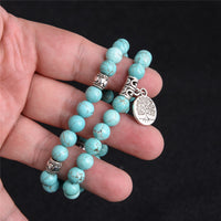 Thumbnail for le bracelet dans la main