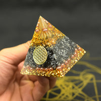 Thumbnail for pyramide orgonite avec fleur de vie
