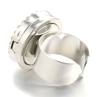 Thumbnail for bague en argent qui diffuse des huiles essentielles